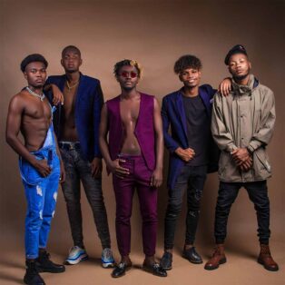 Os Próprios - Imaturidade (feat. Tamyris Moiane)